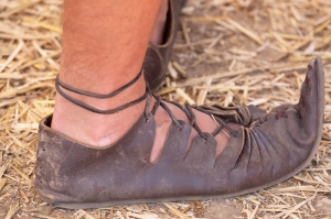 Schuhe Im Fruhen Mittelalter Genealogie Mittelalter De